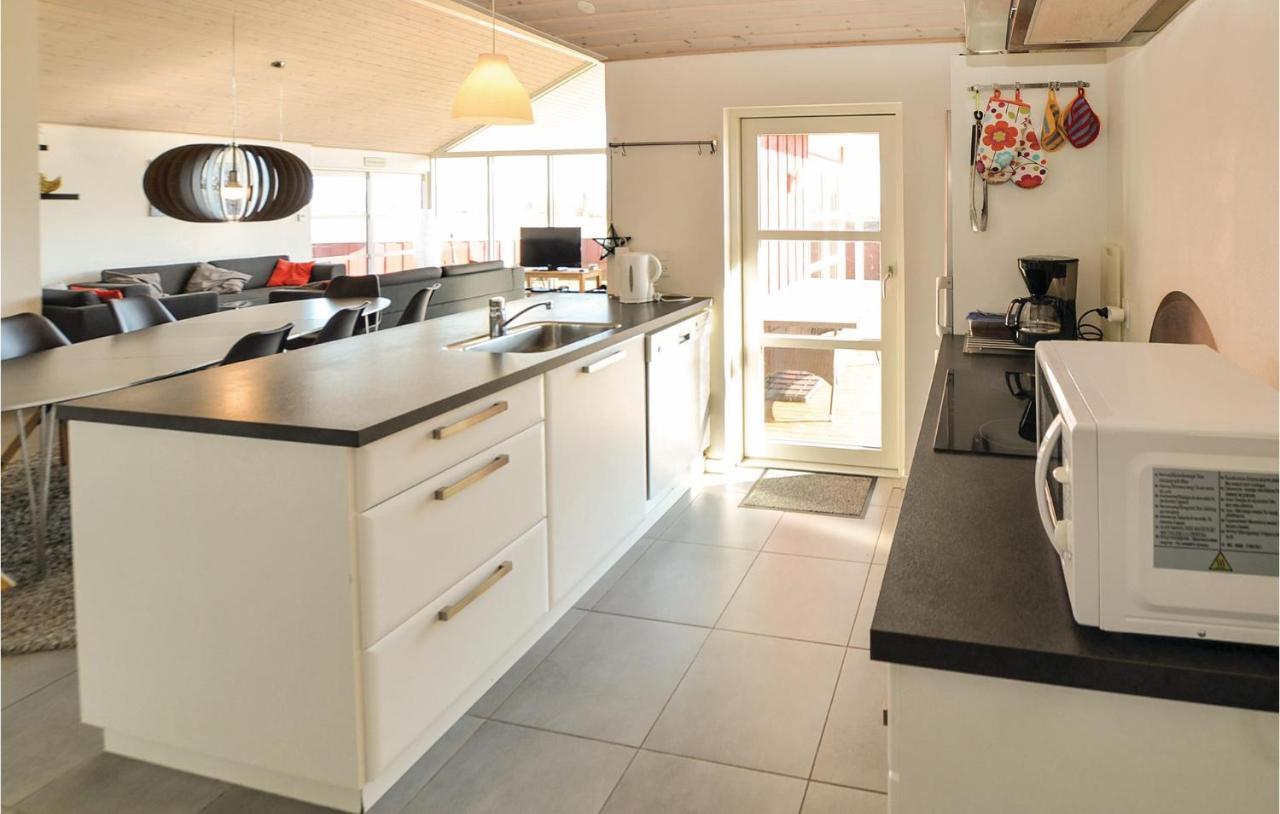 Pet Friendly Home In Augustenborg With Kitchen Asserballeskov Extérieur photo